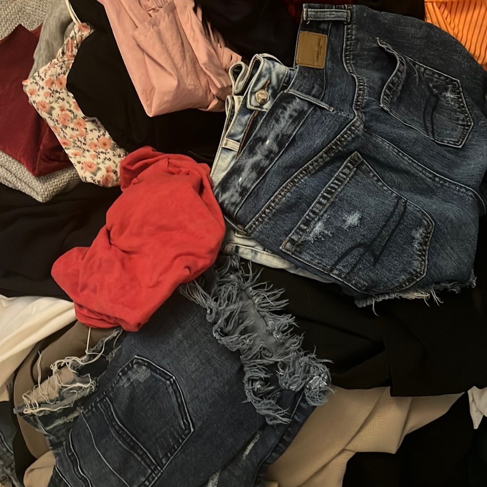 Clothes Bundle size medium